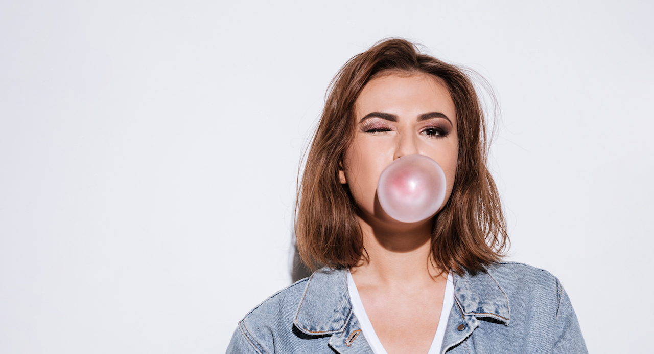Why You Should Change To Sugarless Gum Featured Image - Tippin Dental Group